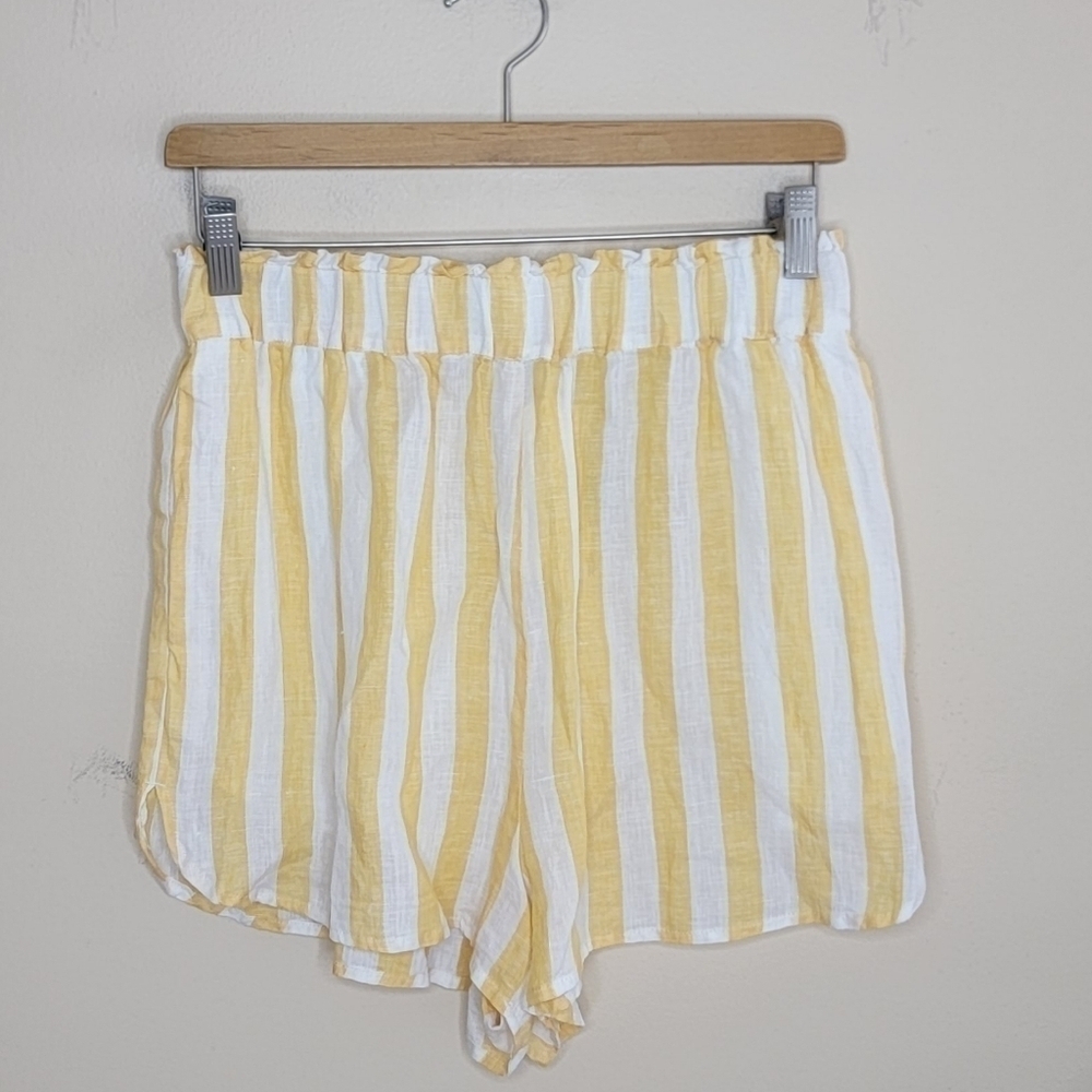 NWT Trovata Birds of Paradis | Lucy Linen Yellow White Striped Shorts Size Small